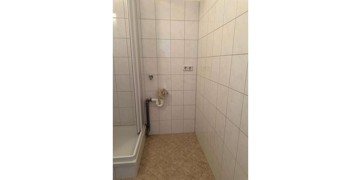 Etagenwohnung Plauen Alt Chrieschwitz - 2 Zimmer, 41 m&sup2;, 280&euro; | Angebot:25753376