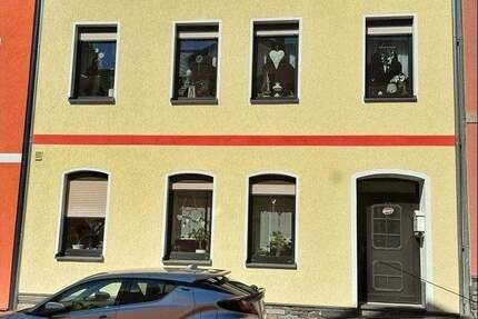 Haus Oelsnitz - 5 Zimmer, 146 m&sup2;, 195.000&euro; | Angebot:25686107