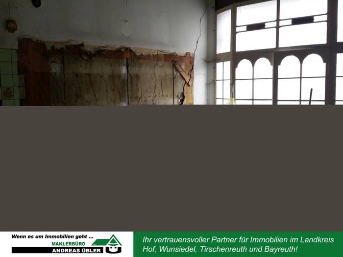 Mehrfamilienhaus, Wohnhaus Oelsnitz - 2 Zimmer, 410 m&sup2;, 98.000&euro; | Angebot:25670947