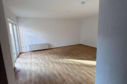 Wohnung Plauen - 2 Zimmer, 66 m&sup2;, 328&euro; | Angebot:24587970
