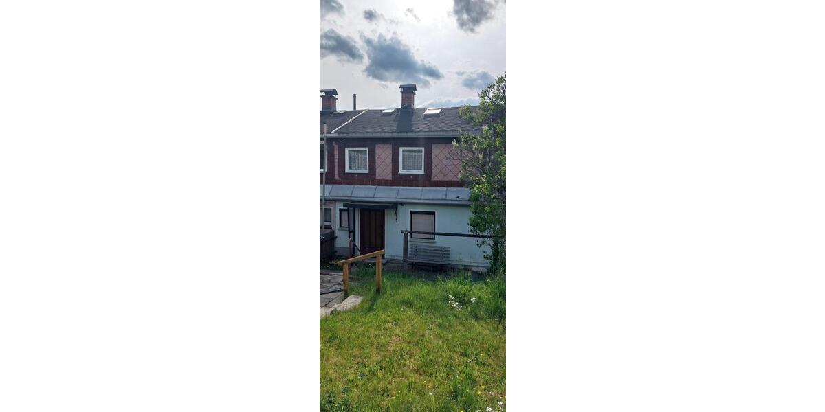 Doppelhaushälfte Markneukirchen - 3 Zimmer, 65 m&sup2;, 51.500&euro; | Angebot:26786750