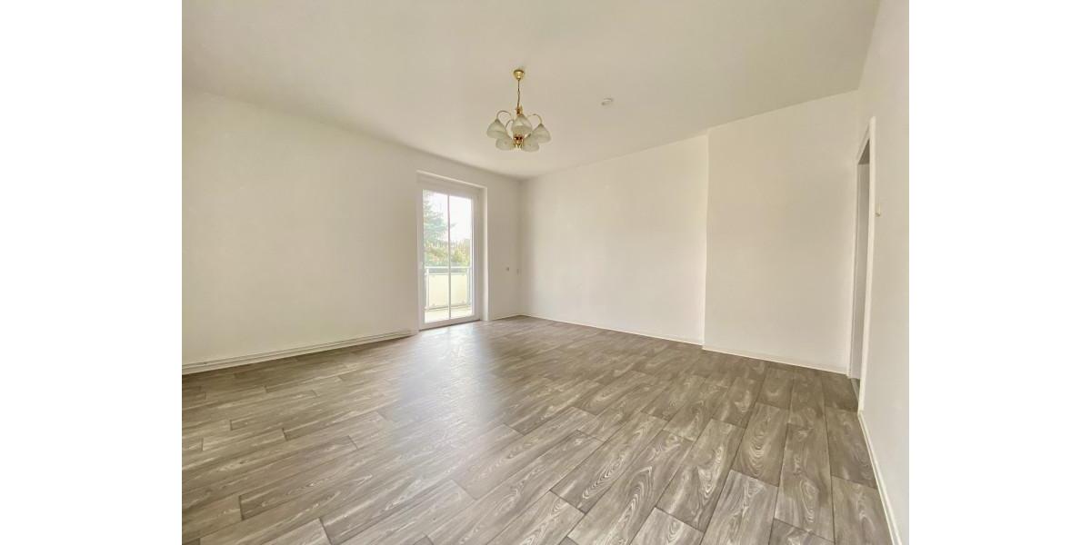 Etagenwohnung Plauen - 2 Zimmer, 61 m&sup2;, 336&euro; | Angebot:24877905