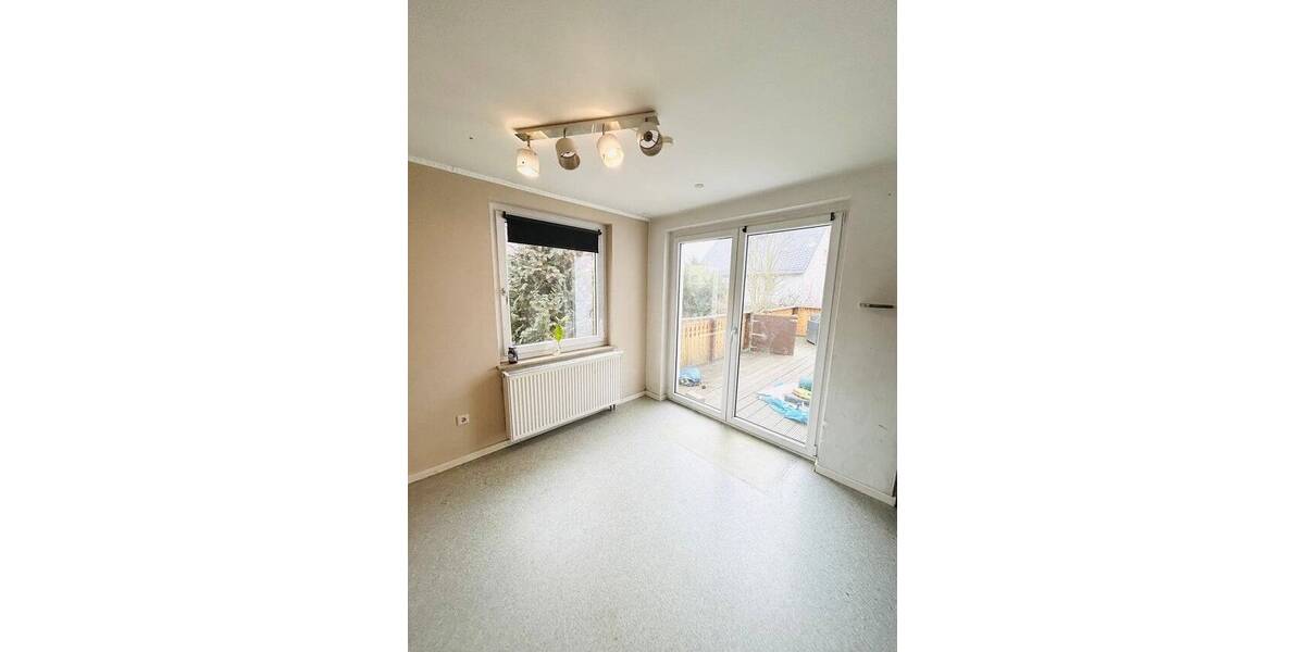 Einfamilienhaus Döhlau - 6 Zimmer, 195 m&sup2;, 270.000&euro; | Angebot:26085271