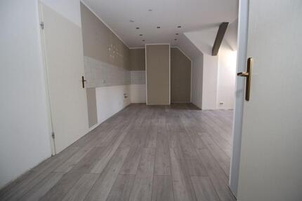 Wohnung Plauen - 3 Zimmer, 85 m&sup2;, 411&euro; | Angebot:24438631