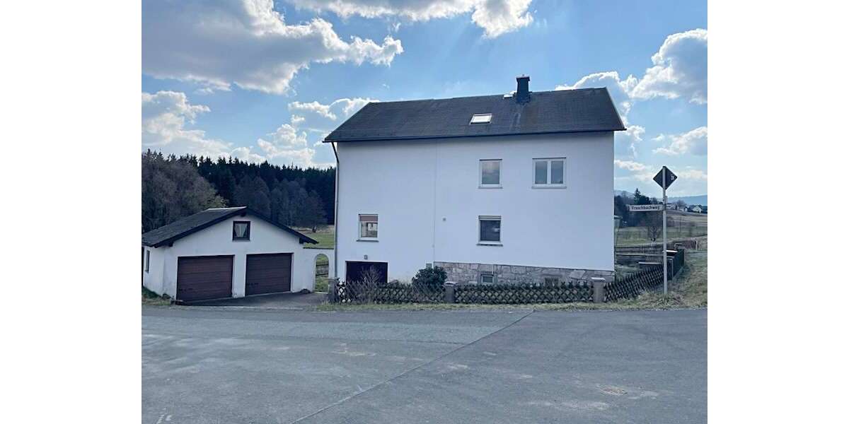 Einfamilienhaus Bad Steben - 12 Zimmer, 240 m&sup2;, 119.300&euro; | Angebot:25764757