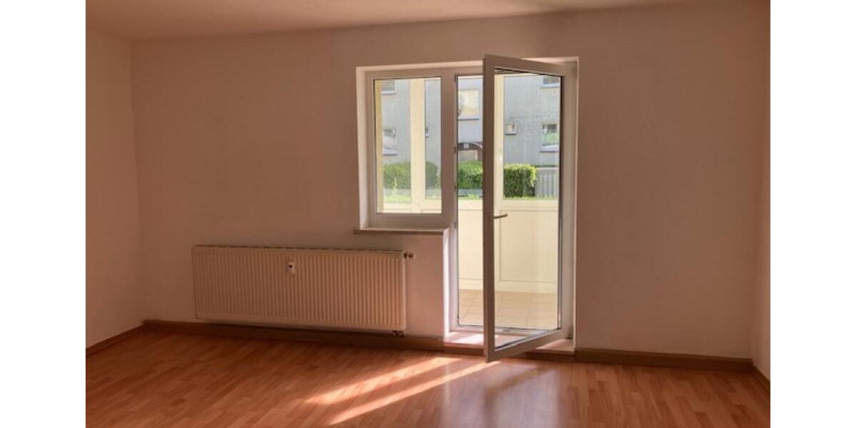 Hochparterre Plauen - 3 Zimmer, 77 m&sup2;, 424&euro; | Angebot:23544148