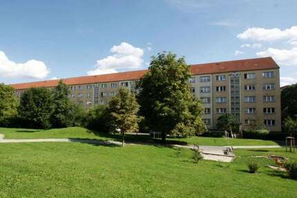 Wohnung Plauen Dobenau - 3 Zimmer, 58 m&sup2;, 332&euro; | Angebot:26863975