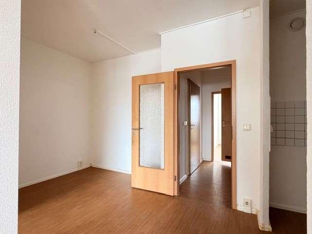 Etagenwohnung Plauen Alt Chrieschwitz - 3 Zimmer, 56 m&sup2;, 282&euro; | Angebot:24849883