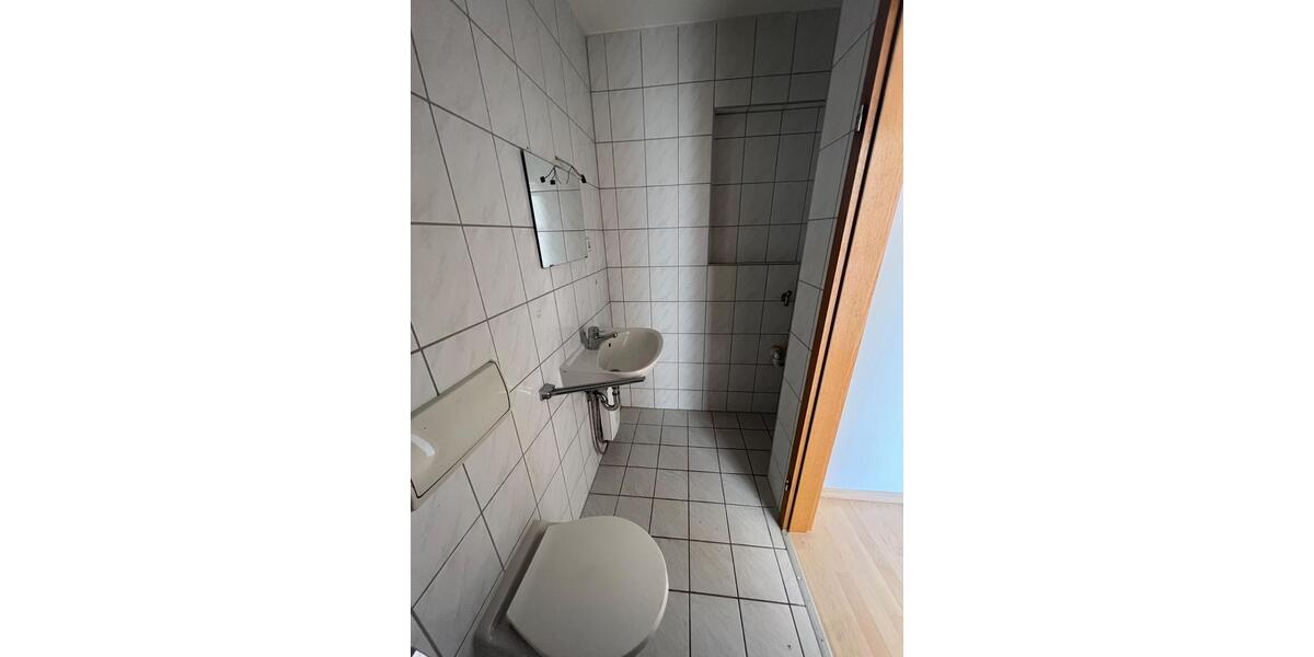 Etagenwohnung Plauen Altstadt - 2 Zimmer, 44 m&sup2;, 260&euro; | Angebot:25219444