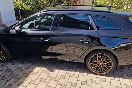 Cupra Leon 77.000 km 22.000 &euro; Marktleuthen 95168