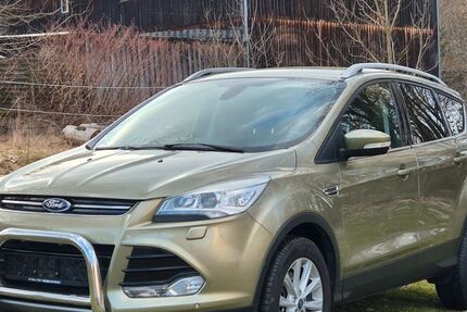 Ford Kuga 59.848 km 11.889 &euro; Röslau 95195