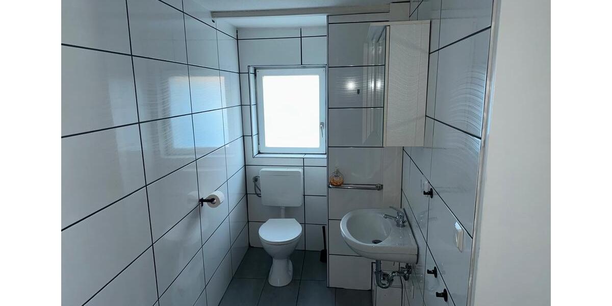 Erdgeschoßwohnung Naila - 2 Zimmer, 65 m&sup2;, 480&euro; | Angebot:26051473