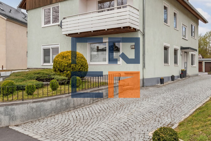 Wohnung Selb Selb-Plößberg - 4 Zimmer, 110 m&sup2;, 105.000&euro; | Angebot:26017326