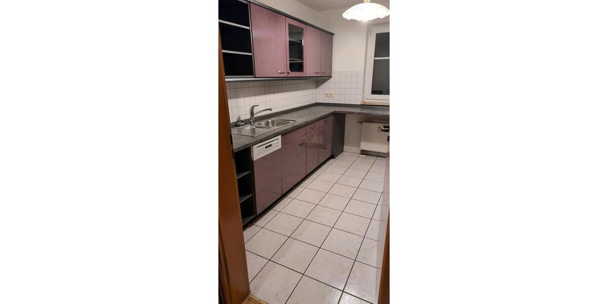 Dachgeschoßwohnung Köditz - 3 Zimmer, 89 m&sup2;, 270.000&euro; | Angebot:25098582