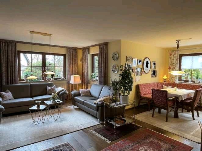 Einfamilienhaus Selbitz - 6 Zimmer, 197 m&sup2;, 399.000&euro; | Angebot:25381328