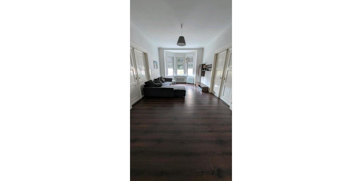 Etagenwohnung Hof Altstadt - 3 Zimmer, 120 m&sup2;, 1.100&euro; | Angebot:26636863