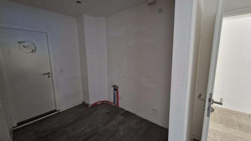 Etagenwohnung Lichtenberg - 3 Zimmer, 74 m&sup2;, 500&euro; | Angebot:25281016