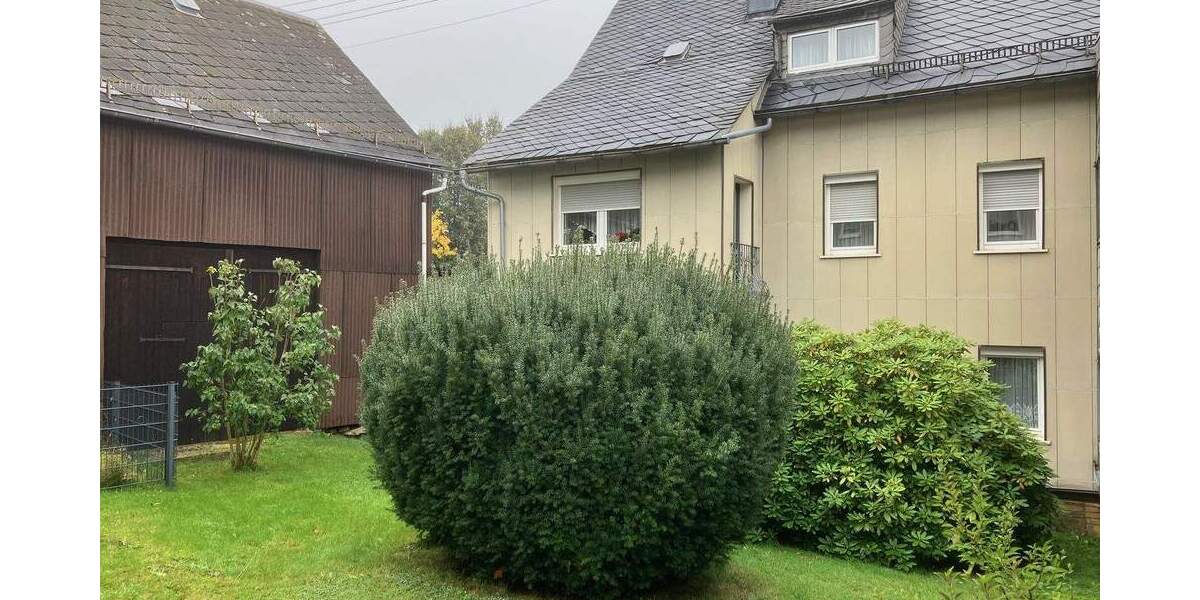 Doppelhaushälfte Helmbrechts Wüstenselbitz - 4 Zimmer, 100 m&sup2;, 99.000&euro; | Angebot:25693001