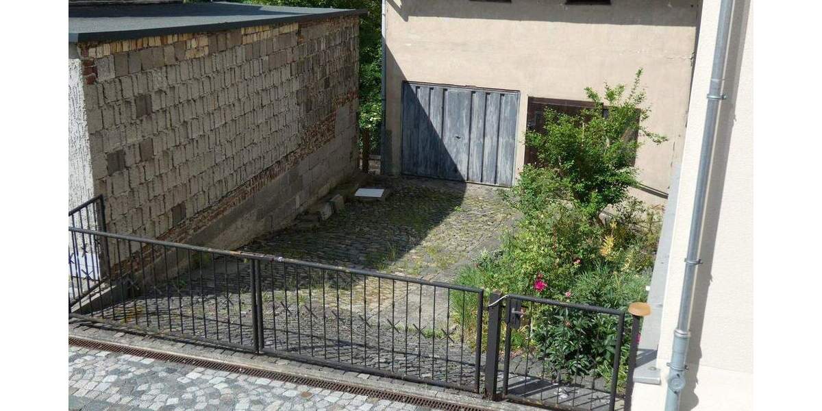 Einfamilienhaus Hirschberg - 1 Zimmer, 195 m&sup2;, 78.000&euro; | Angebot:25731038