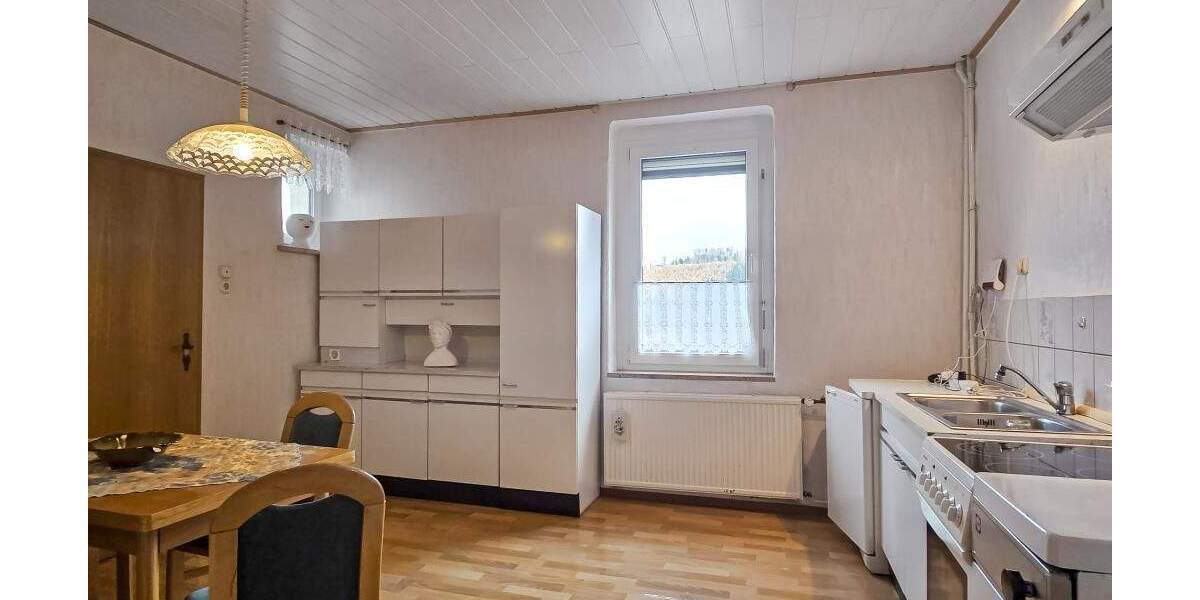 Einfamilienhaus Rosenthal am Rennsteig - 8 Zimmer, 192 m&sup2;, 189.900&euro; | Angebot:25742914
