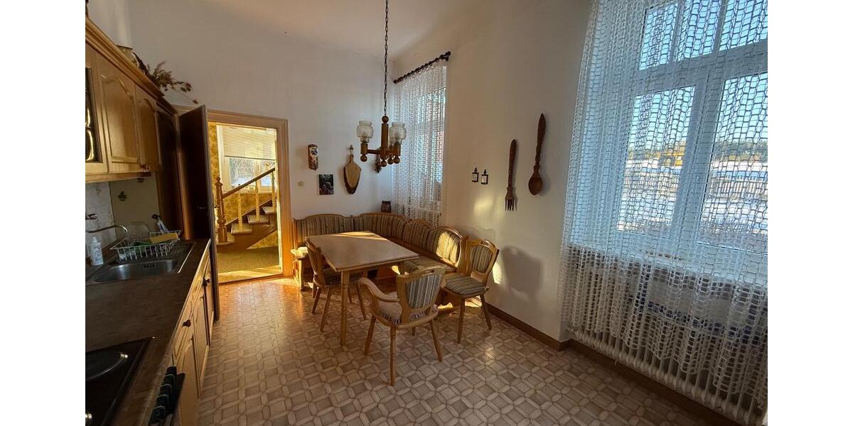 Einfamilienhaus Köditz - 9 Zimmer, 282 m&sup2;, 220.000&euro; | Angebot:25195300