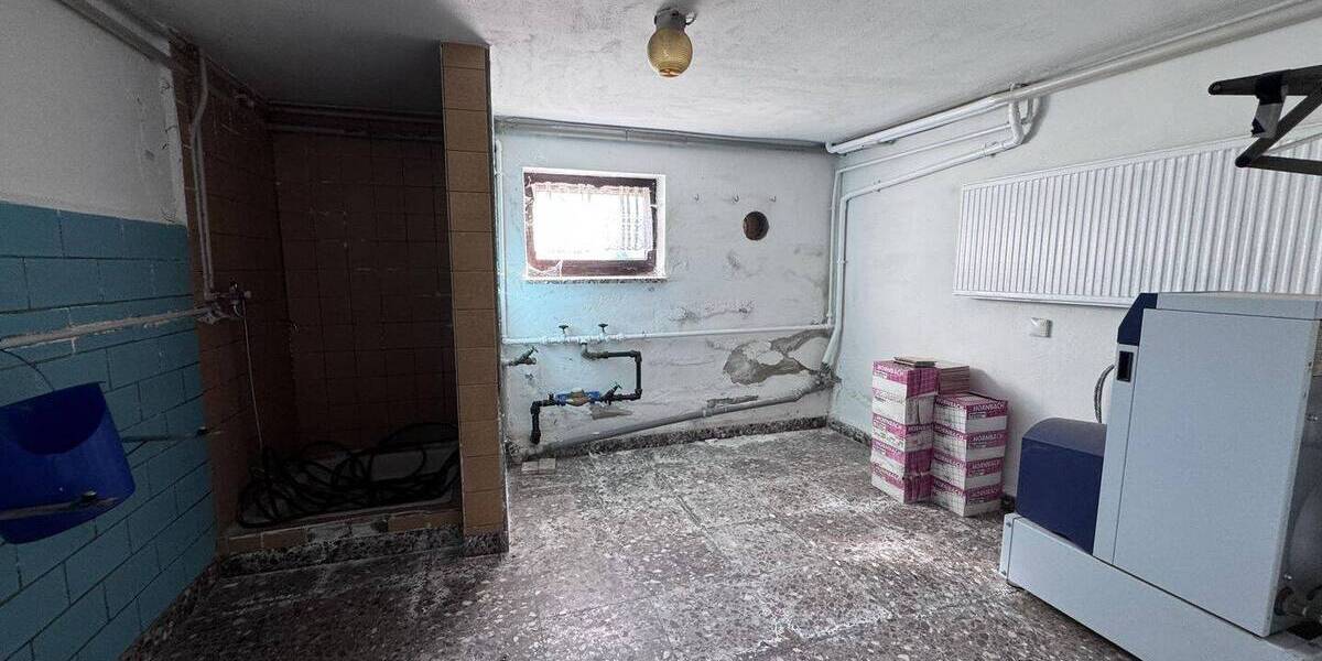 Bauernhaus, Landhaus Langenbach Langenbach - 4 Zimmer, 130 m&sup2;, 95.000&euro; | Angebot:25662116