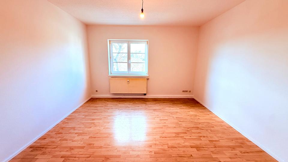 Etagenwohnung Plauen Alt Chrieschwitz - 3 Zimmer, 61 m&sup2;, 300&euro; | Angebot:24926287