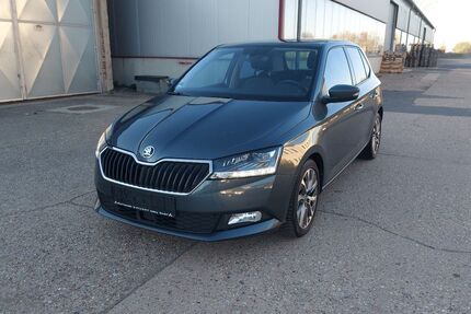 Skoda Fabia 87.831 km 11.990 &euro; Saalburg-Ebersdorf 07929