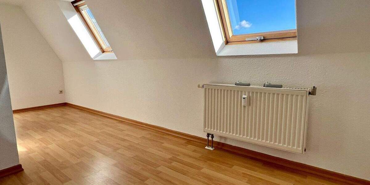 Etagenwohnung Plauen Westend - 3 Zimmer, 90 m&sup2;, 95.000&euro; | Angebot:25708247