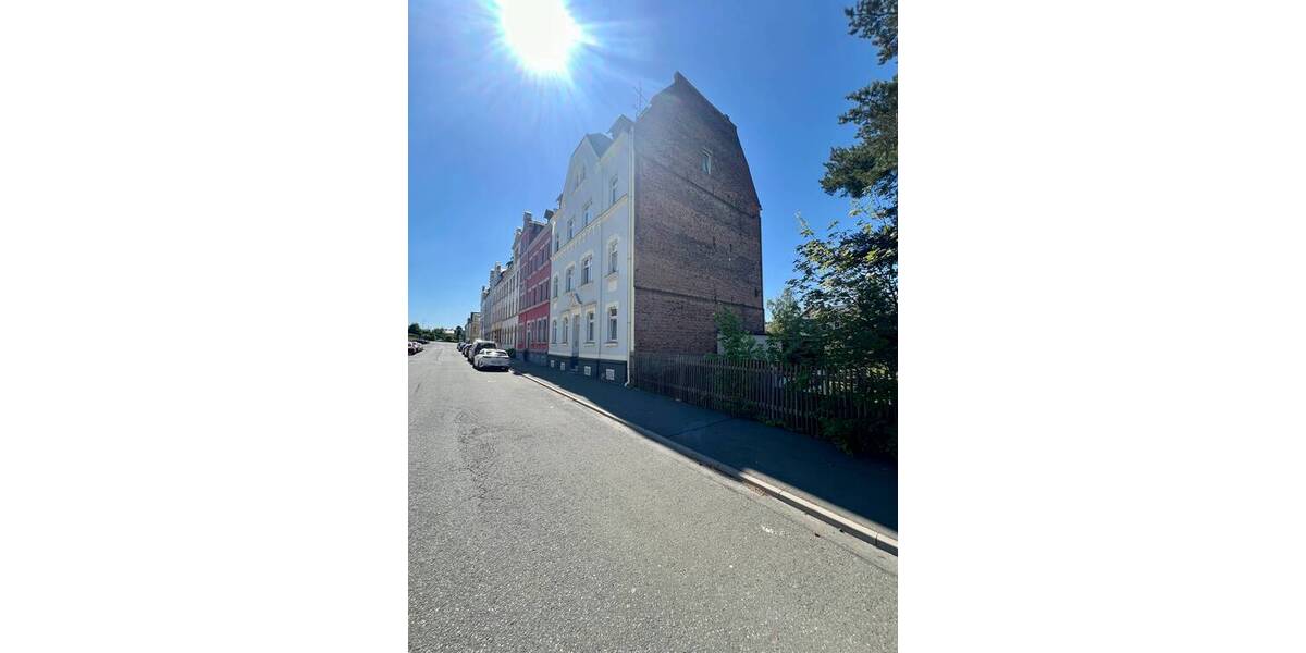 Mehrfamilienhaus, Wohnhaus Oelsnitz - 2 Zimmer, 400 m&sup2;, 59.000&euro; | Angebot:25781127