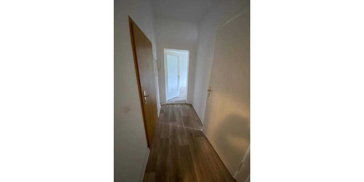 Etagenwohnung Plauen Alt Chrieschwitz - 3 Zimmer, 73 m&sup2;, 327&euro; | Angebot:9060663