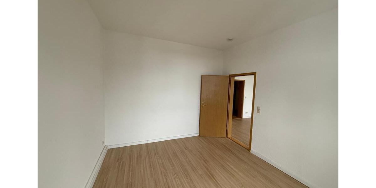 Etagenwohnung Plauen Bahnhofsvorstadt - 2 Zimmer, 52 m&sup2;, 260&euro; | Angebot:25138962