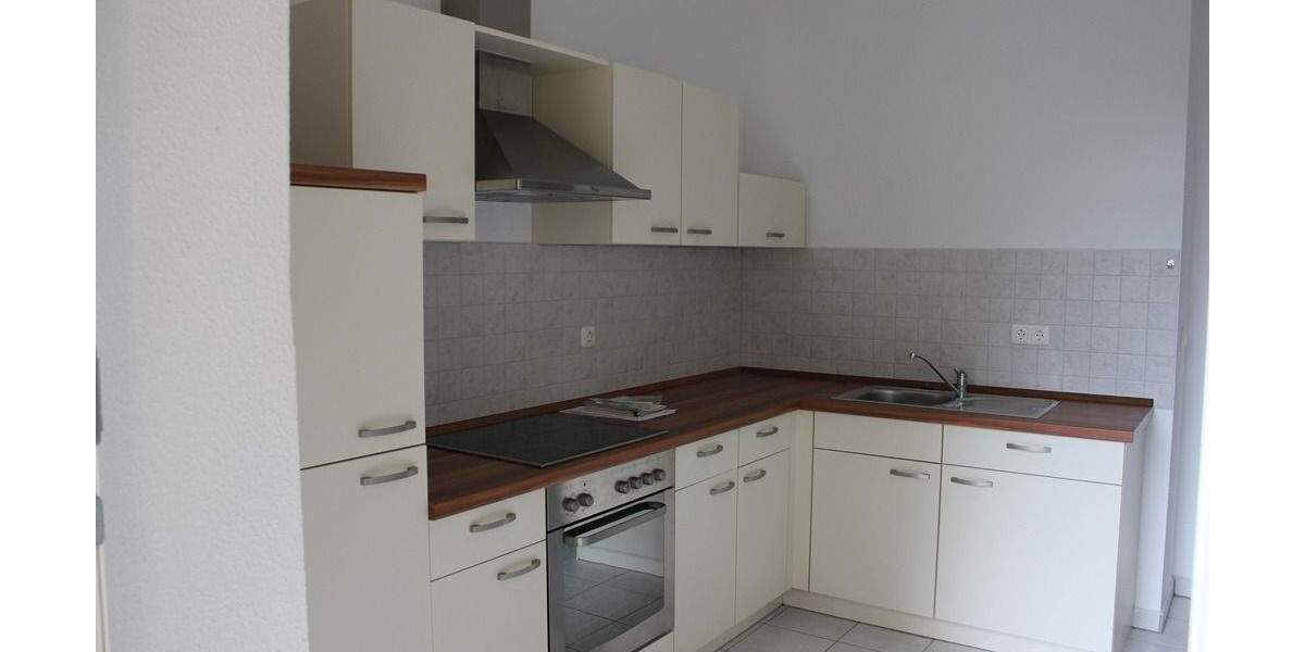Etagenwohnung Plauen Westend - 7 Zimmer, 179 m&sup2;, 235.000&euro; | Angebot:25910395