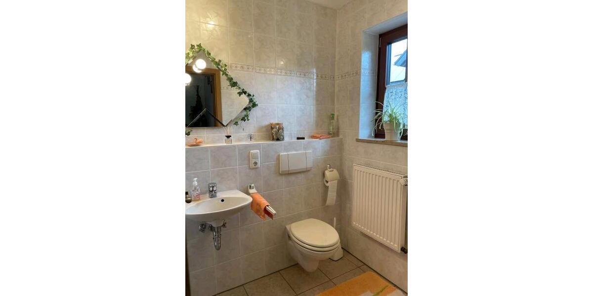 Einfamilienhaus Selbitz - 6 Zimmer, 197 m&sup2;, 399.000&euro; | Angebot:25381328