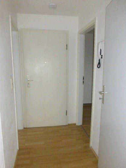 Dachgeschoßwohnung Plauen Altstadt - 2 Zimmer, 33 m&sup2;, 204&euro; | Angebot:25303853