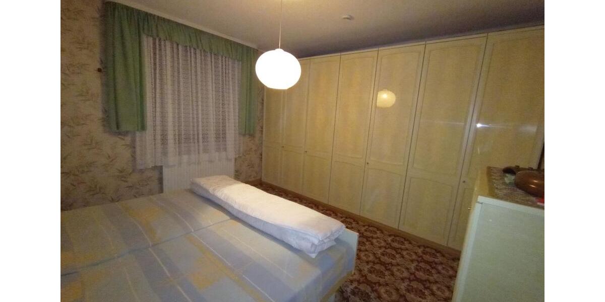 Doppelhaushälfte Selb - 5 Zimmer, 116 m&sup2;, 128.000&euro; | Angebot:23423365