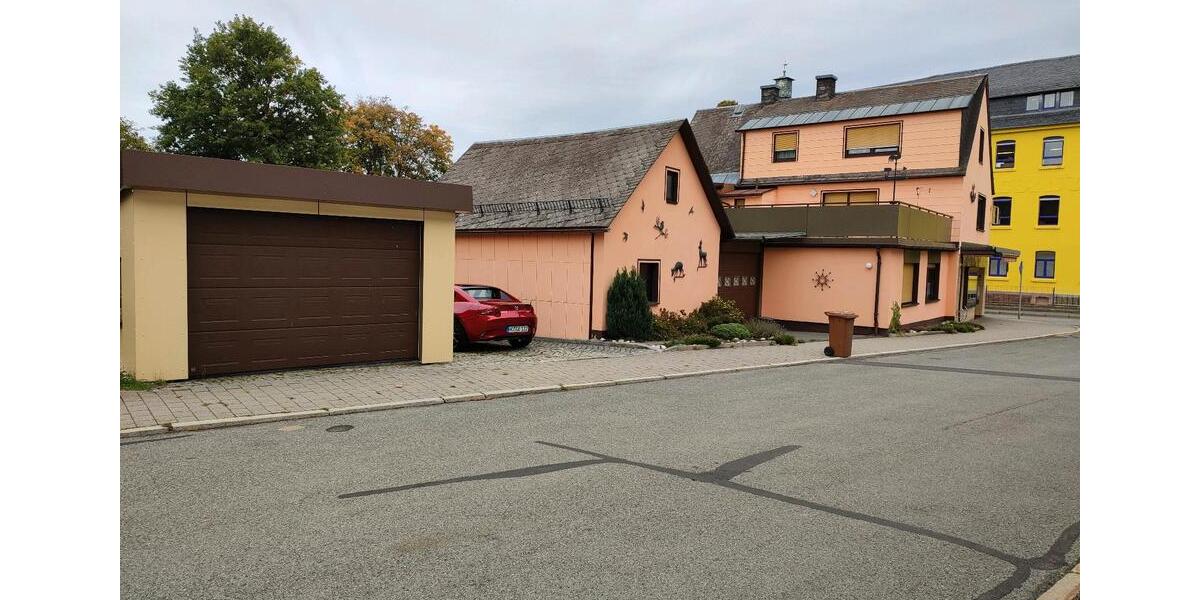 Einfamilienhaus Geroldsgrün - 5 Zimmer, 145 m&sup2;, 175.000&euro; | Angebot:25862136