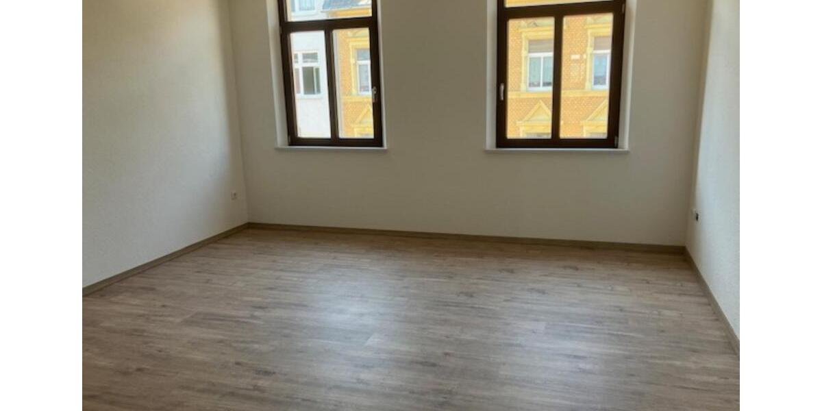 Dachgeschoßwohnung Plauen - 4.5 Zimmer, 97 m&sup2;, 850&euro; | Angebot:25808074