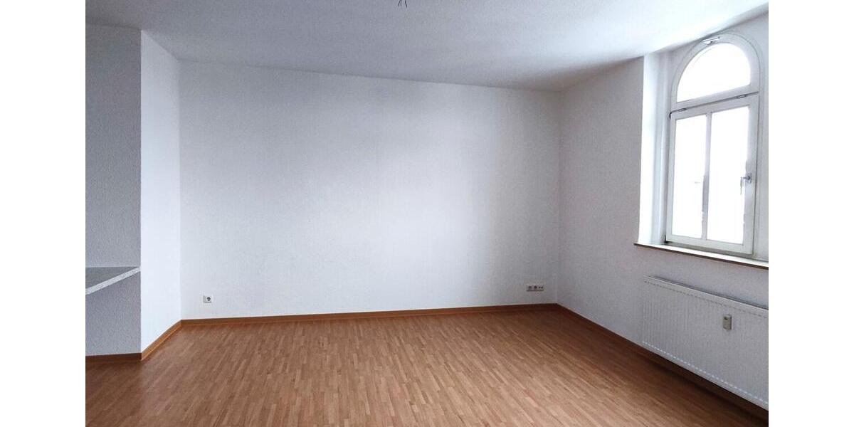 Dachgeschoßwohnung Plauen Altstadt - 2 Zimmer, 50 m&sup2;, 280&euro; | Angebot:24565303