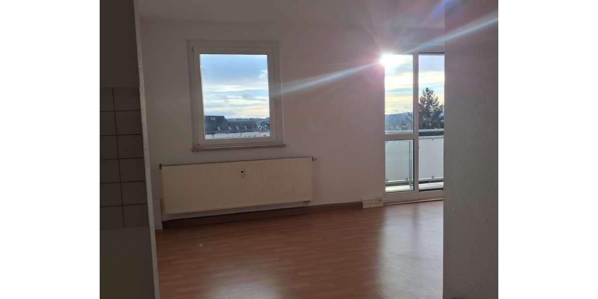 Etagenwohnung Plauen Neundorfer Vorstadt - 3 Zimmer, 58 m&sup2;, 378&euro; | Angebot:26095588