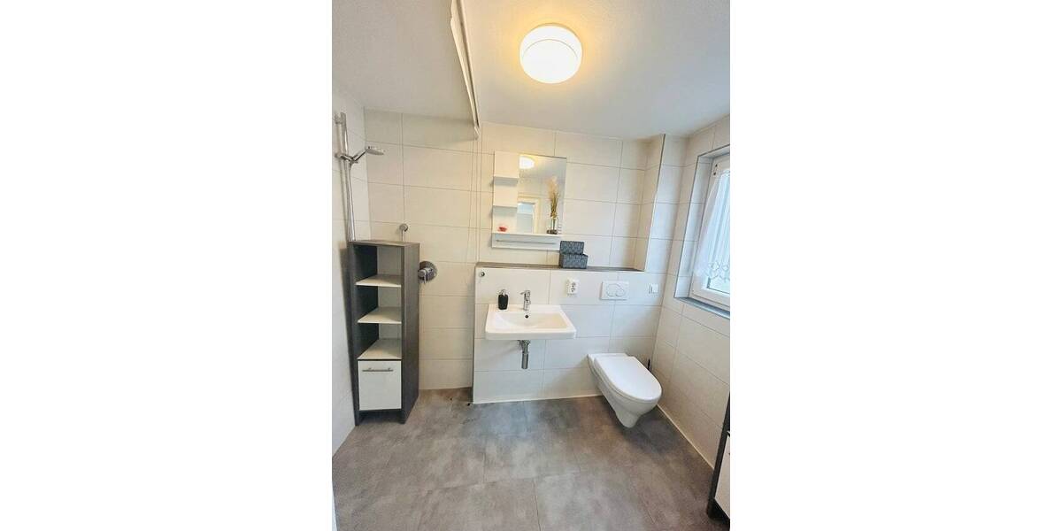 Einfamilienhaus Döhlau - 6 Zimmer, 195 m&sup2;, 270.000&euro; | Angebot:26085271