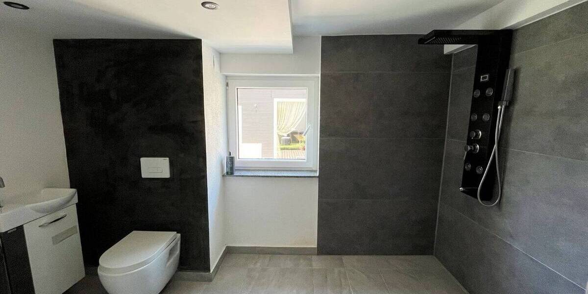 Einfamilienhaus Selb - 6 Zimmer, 186 m&sup2;, 289.000&euro; | Angebot:26858634