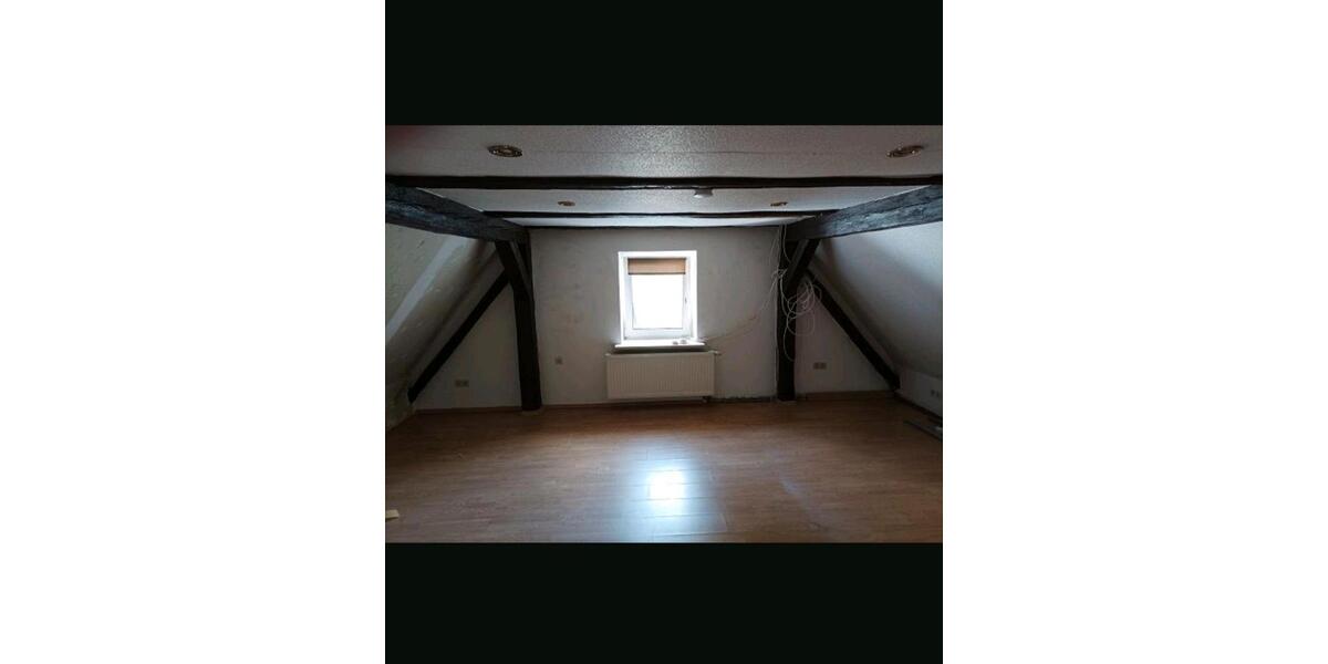 Einfamilienhaus Röslau - 8 Zimmer, 180 m&sup2;, 112.000&euro; | Angebot:23501563