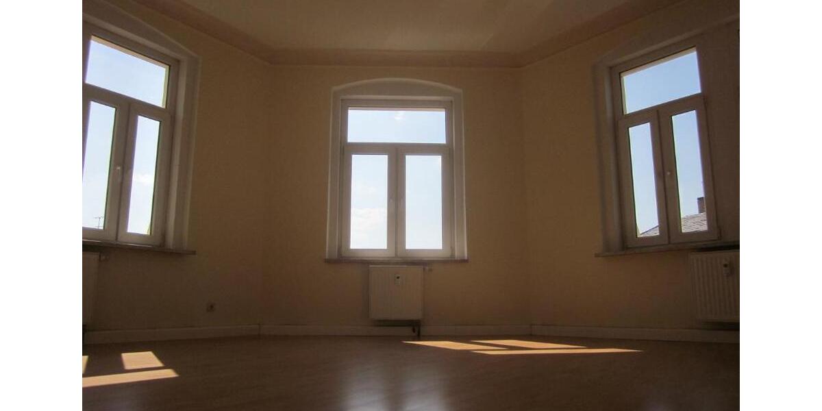 Dachgeschoßwohnung Plauen Altstadt - 3 Zimmer, 83 m&sup2;, 350&euro; | Angebot:24474787