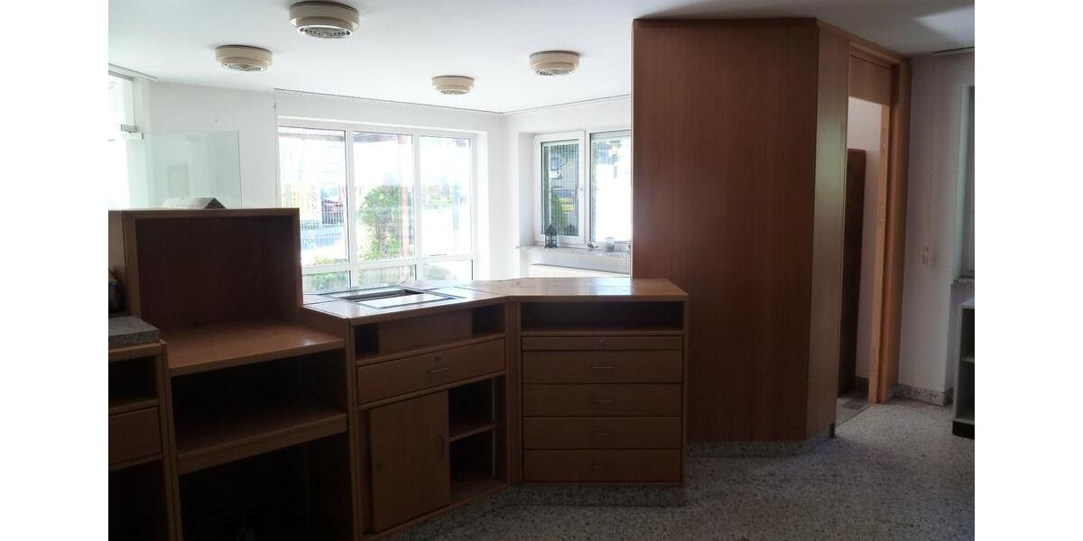 Doppelhaushälfte Bad Lobenstein - 7 Zimmer, 130 m&sup2;, 200.000&euro; | Angebot:26838229