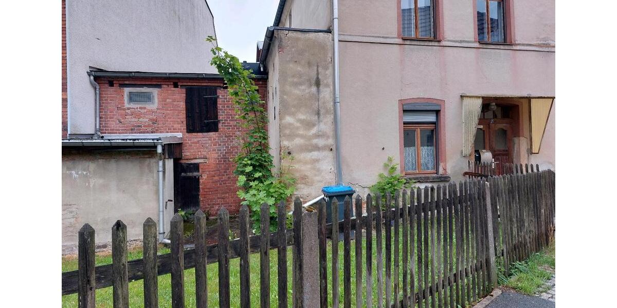 Einfamilienhaus Markneukirchen - 6 Zimmer, 200 m&sup2;, 98.000&euro; | Angebot:25364614