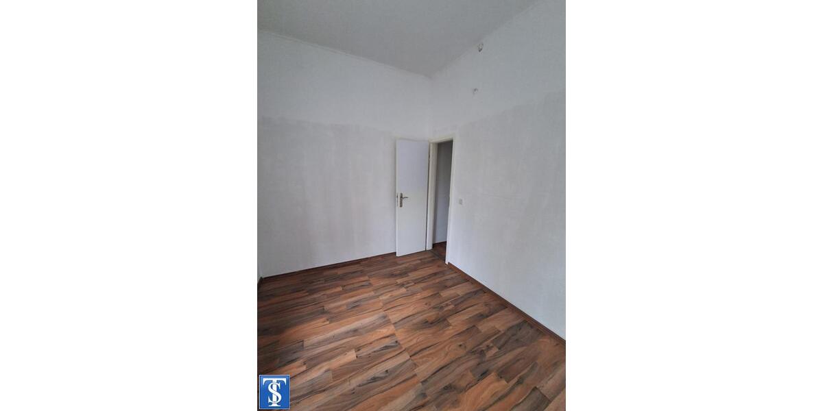 Etagenwohnung Plauen Bahnhofsvorstadt - 2 Zimmer, 33 m&sup2;, 170&euro; | Angebot:24567663