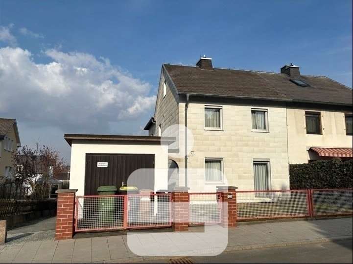 Einfamilienhaus Hof Christiansreuth - 5 Zimmer, 135 m&sup2;, 149.000&euro; | Angebot:26006212