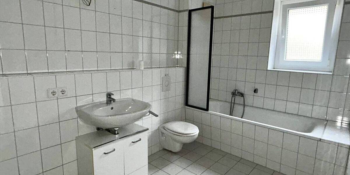 Etagenwohnung Plauen Südvorstadt - 2 Zimmer, 50 m&sup2;, 41.000&euro; | Angebot:25707408