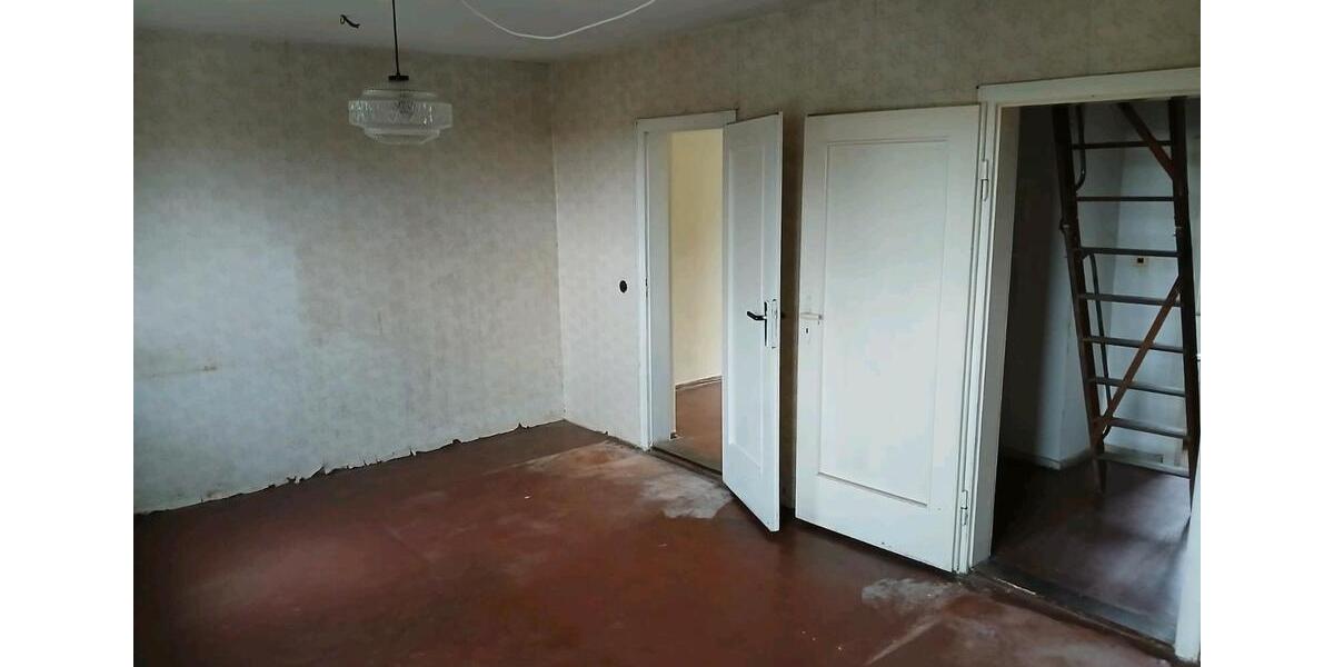 Reihenhaus Weischlitz - 7 Zimmer, 80 m&sup2;, 69.500&euro; | Angebot:26600960